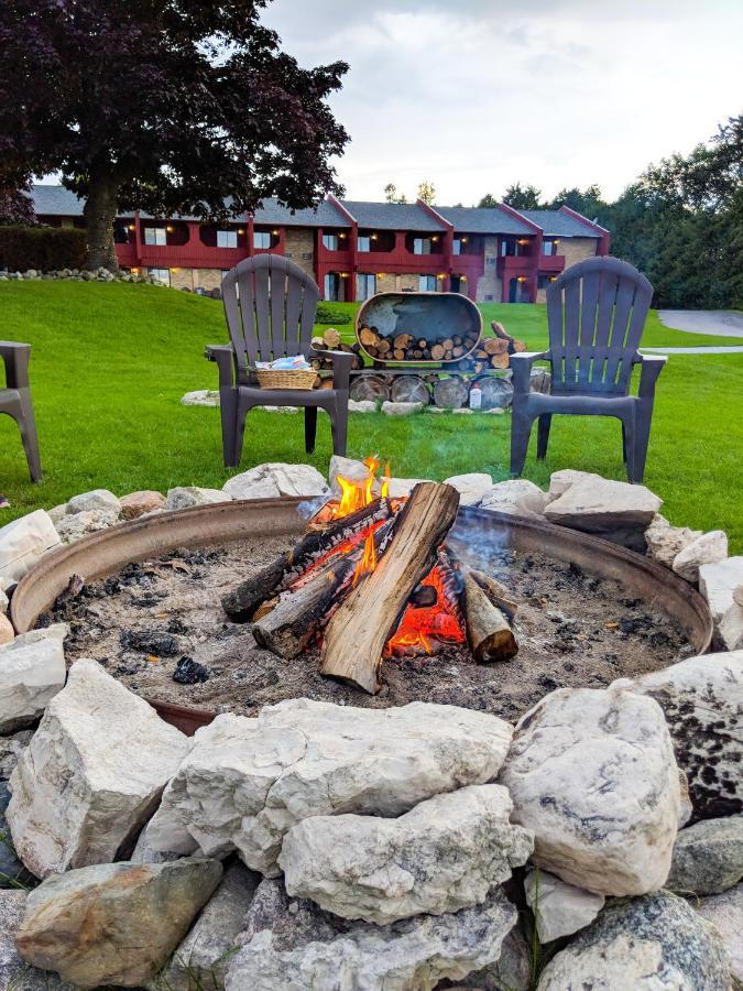 Cedar Hill Lodge Saint Ignace Εξωτερικό φωτογραφία