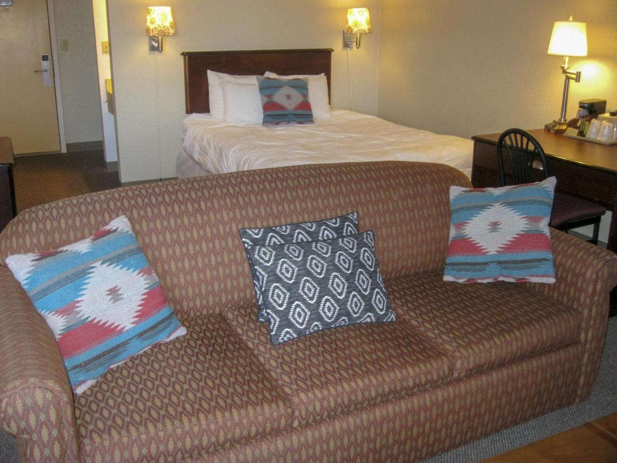 Cedar Hill Lodge Saint Ignace Εξωτερικό φωτογραφία