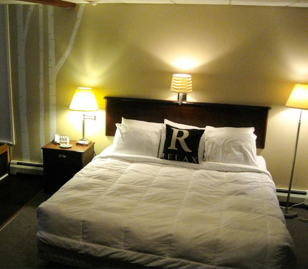 Cedar Hill Lodge Saint Ignace Εξωτερικό φωτογραφία