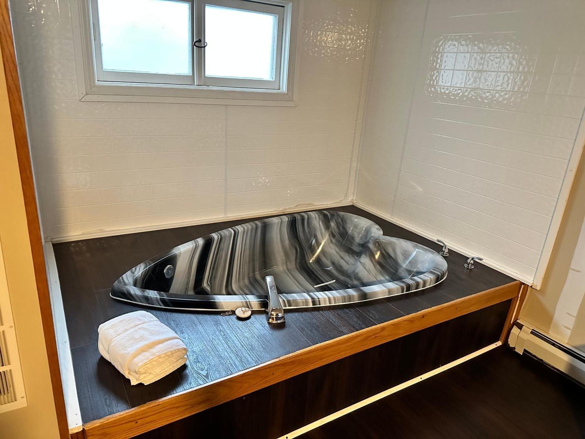 Cedar Hill Lodge Saint Ignace Εξωτερικό φωτογραφία